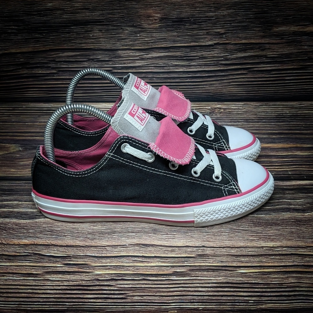 *FIRST ITEM* I ever purchased on Poshmark…Converse Pink Low Top Canvas